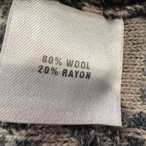 Vintage St. John Sport Printed Cropped Crewneck Sweater Size S - Picture 5 of 7